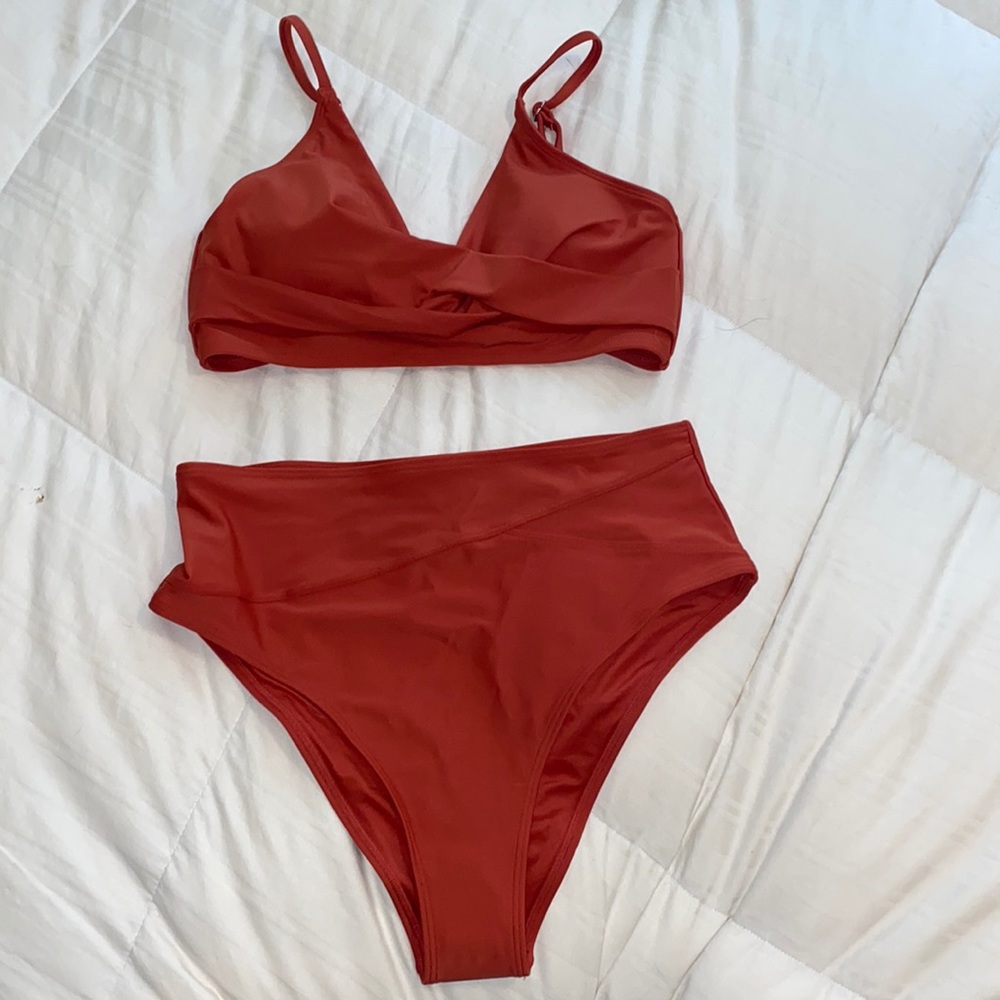 CupShe Marsala Twist High Waisted Bikini